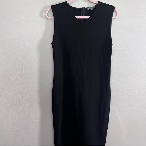 Vince Dresses & Skirts - Vince knee length pencil sheath dress